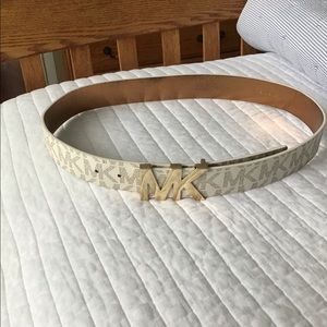 Michael Kors Belt, Size M
